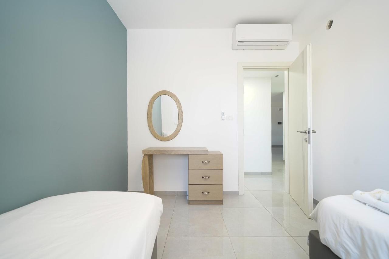 Maorissimo Tower Apartment Acra Exterior foto
