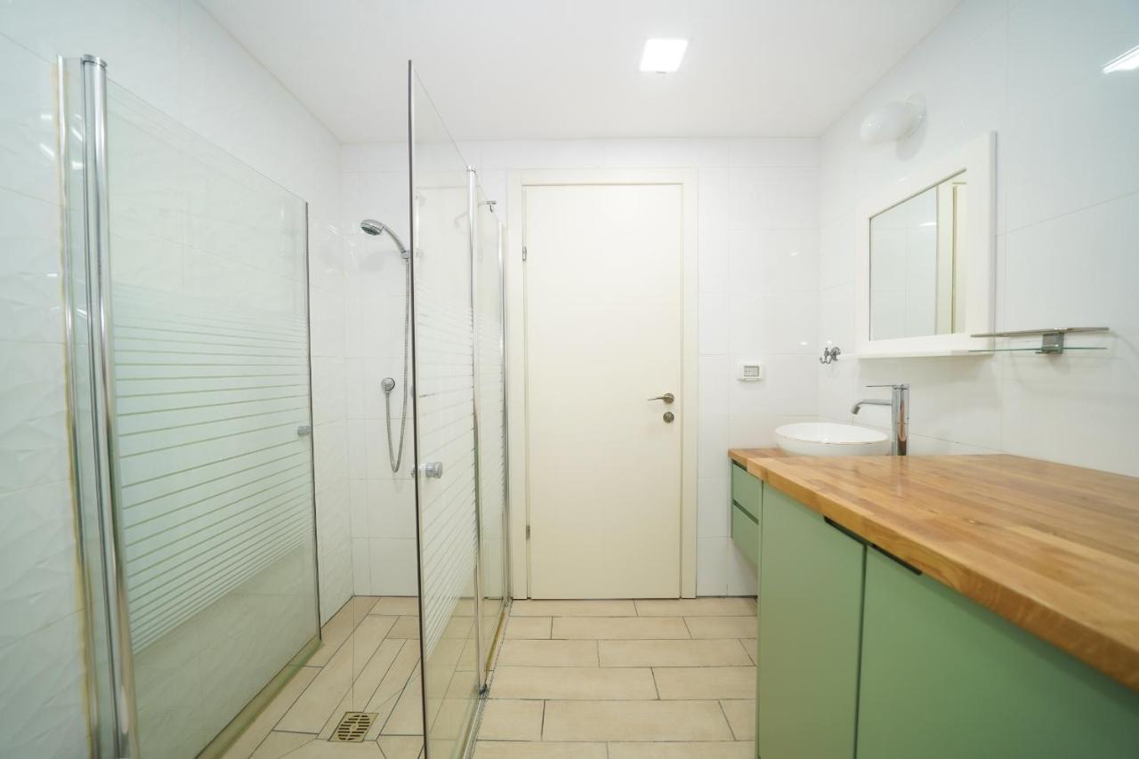 Maorissimo Tower Apartment Acra Exterior foto