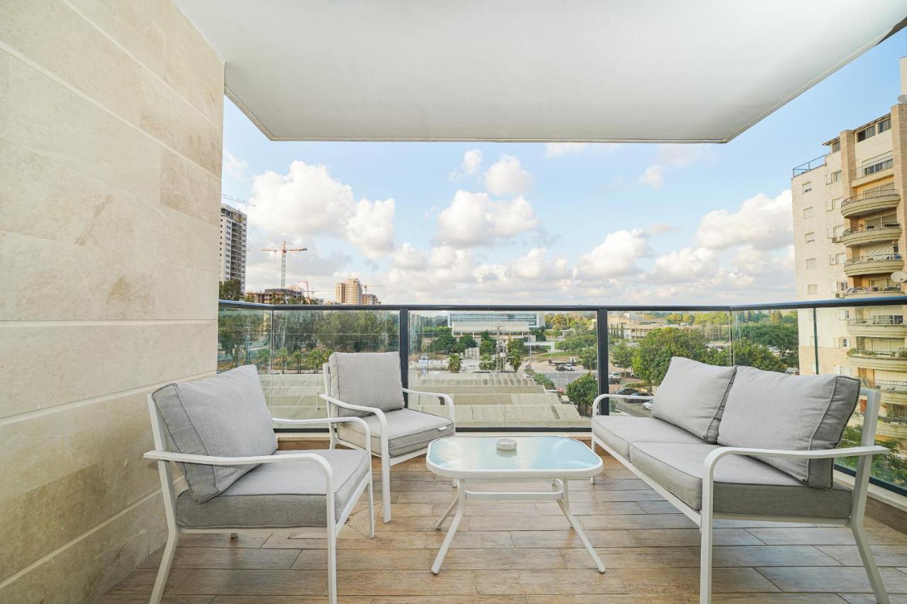 Maorissimo Tower Apartment Acra Exterior foto