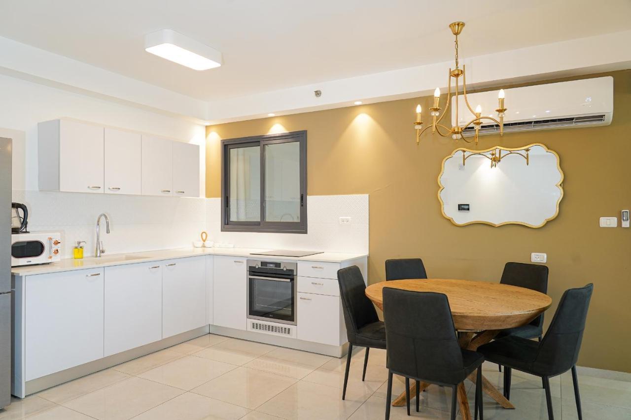 Maorissimo Tower Apartment Acra Exterior foto