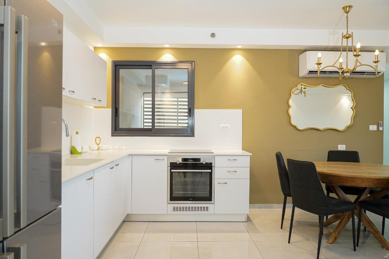 Maorissimo Tower Apartment Acra Exterior foto